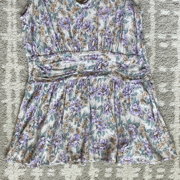 •American Eagle• Bohemian Floral Peplum V-Neckline Tank Top - Picture 5 of 9